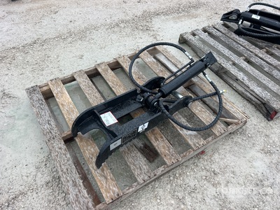 2026 GIYI GY-XJ3T 11 in Hydraulic Excavator Thumb (Unused)