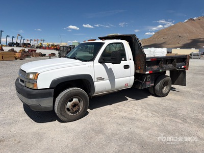 2004 Chevrolet Silverado 3500 4x2 Wywrotka