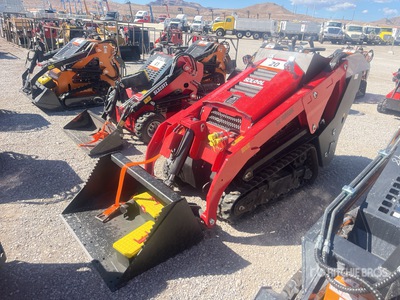 2026 SDLOOL SL-V1000 Mini Compact Track Loader (Unused)