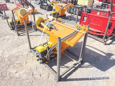 2026 GIYI GY-AD680 Hincapostes para Minicargadora (Unused)