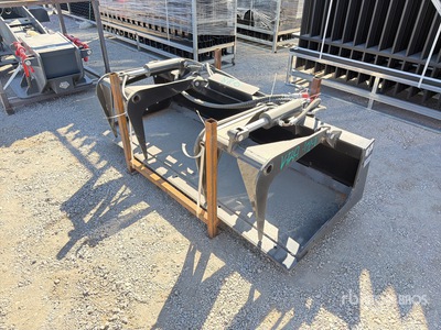 2026 GIYI GY-PG72 72 in Skid Steer Grapple Bucket (Unused)