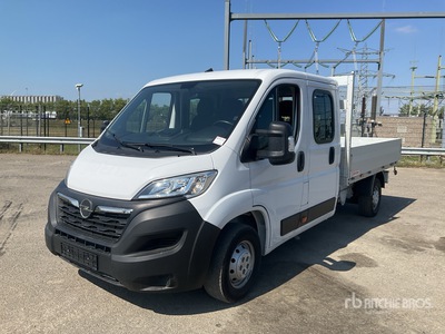 Opel Movano DOKA Cargo Van