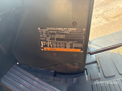 2021 Toyota 8FGU32 Forklift