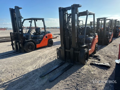 2020 Toyota 8FGU32 6500 lb Chariot Élévateur