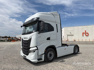 2023 Iveco S-way 530 4x2 S/A Sleeper Truck Tractor