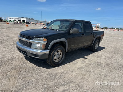 2005 Chevrolet Colorado LS 4x4 Crew Cab Pickup