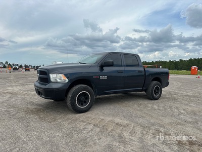 2014 Ram 1500 4x4 Crew Cab Pickup