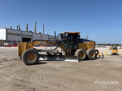 2019 John Deere 872G AWD Motor Grader