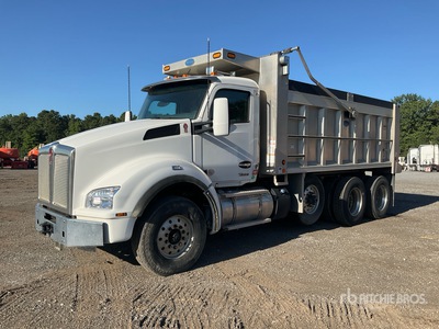 2024 Kenworth T880 8x4 Tri/A Dump Truck