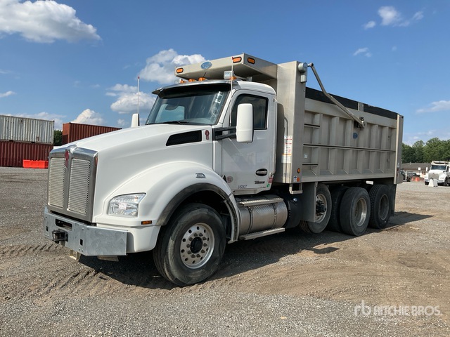 2024 Kenworth T880 8x4 Tri/A Dump Truck