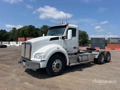 2017 Kenworth T880 6x4 T/A Day Cab Truck Tractor