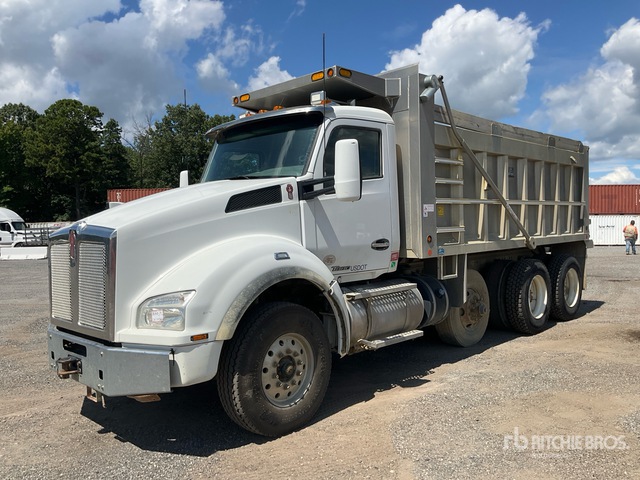 2018 Kenworth T880 8x4 Tri/A Dump Truck