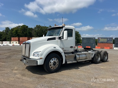 2018 Kenworth T880 6x4 Day Cab Truck Tractor