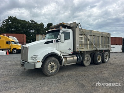2017 Kenworth T880 8x4 Tri/A Dump Truck