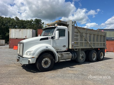 2017 Kenworth T880 8x4 Tri/A Dump Truck