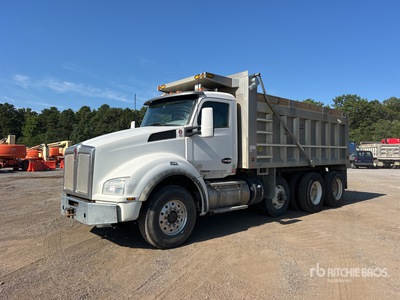 2017 Kenworth T880 8x4 Tri/A Camión dumper