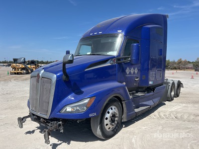 2022 Kenworth T680 6x4 3- Achs Sattelzugmaschine mit Schlafkabine