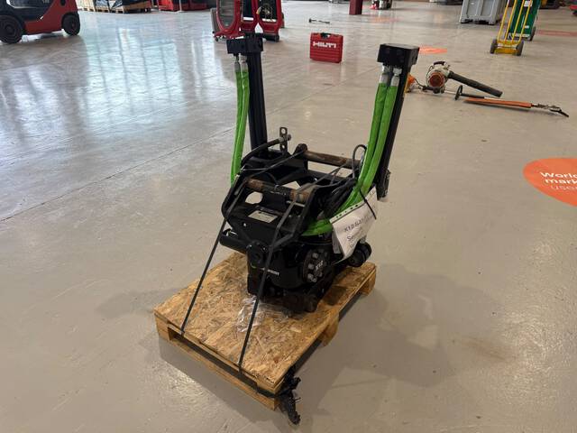 2022 Steelwrist X12 Tilt Rotator Excavator Coupler (Unused)
