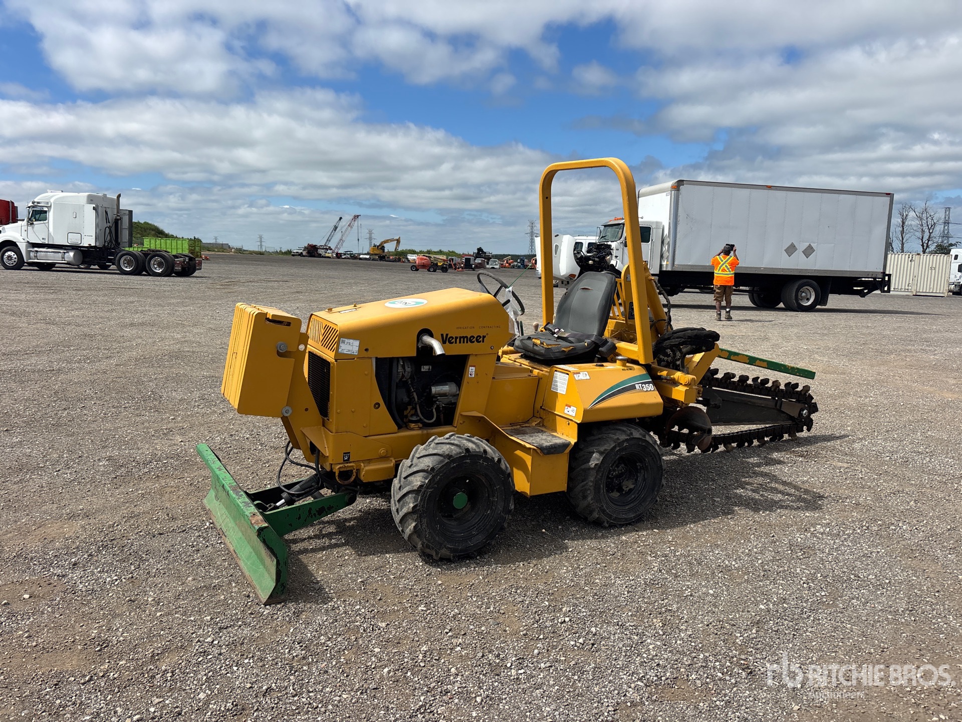 2006 Vermeer RT350 4x4 Trencher