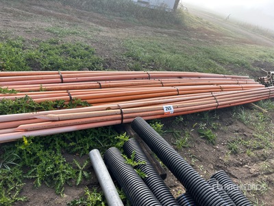 Quantity of (40) 20 ft x 2 in PVC Pipe Varios, tienda, almacen, consumidor