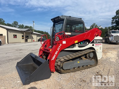 2026 Takeuchi TL12V2 Two-Speed High Flow لودر بجنزير