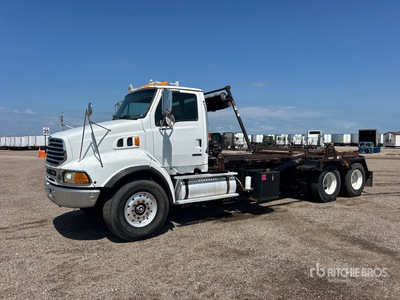 2004 Sterling L9500 6x4 Roll-Off Truck