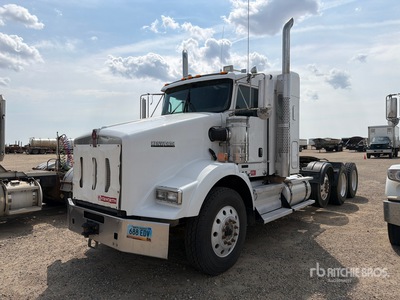 2015 Kenworth T800 8x4 Tracteur Routier Couchette