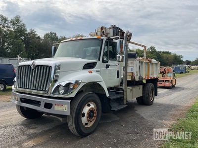 2010 International 7300 Dump Truck with Crane