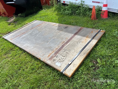 Quantity of (2) 2025 Kit Containers 5 ft x 9 ft 9 in (0.75 in Thick) 鋼 (Unused)