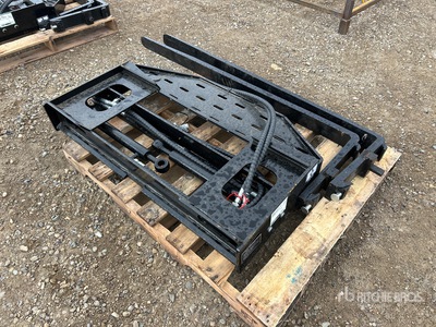 2026 GIYI GY-SF60 60 in Skid Steer Forks (Unused)