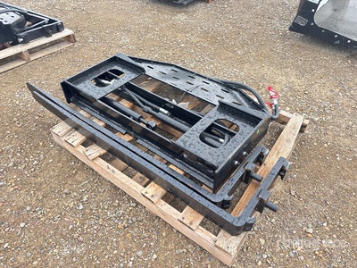 2026 GIYI GY-SF60 60 in Skid Steer Forks (Unused)