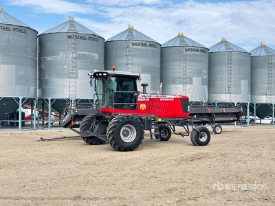 2017 Massey Ferguson WR9840 40 ft Swather الة الحصاد
