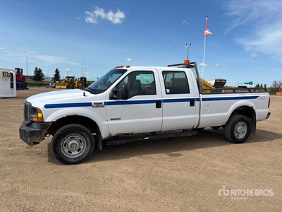 2005 Ford F-350 XL 4x4 Crew Cab Pickup
