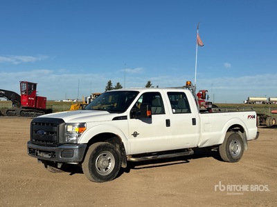 2015 Ford F-350 XL 4x4 Crew Cab ピックアップ