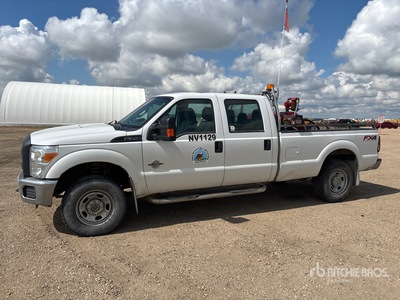 2015 Ford F-350 XL 4x4 Crew Cab Pickup