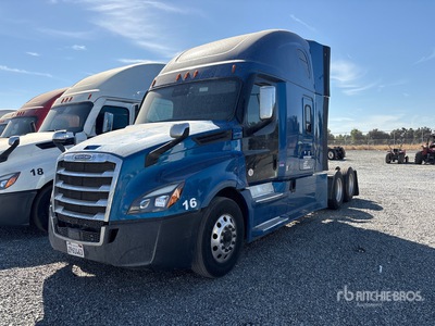 2022 Freightliner 6x4 T/A Sleeper Truck Tractor