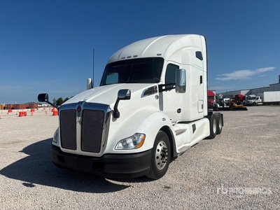 2022 Kenworth T680 6x4 T/A Sleeper Truck Tractor