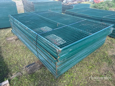 118 in x 70 in Powder Coated Temporary Site Fence