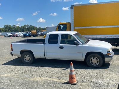 2002 Chevrolet Silverado 1500 4x2 Extended Cab Pickup