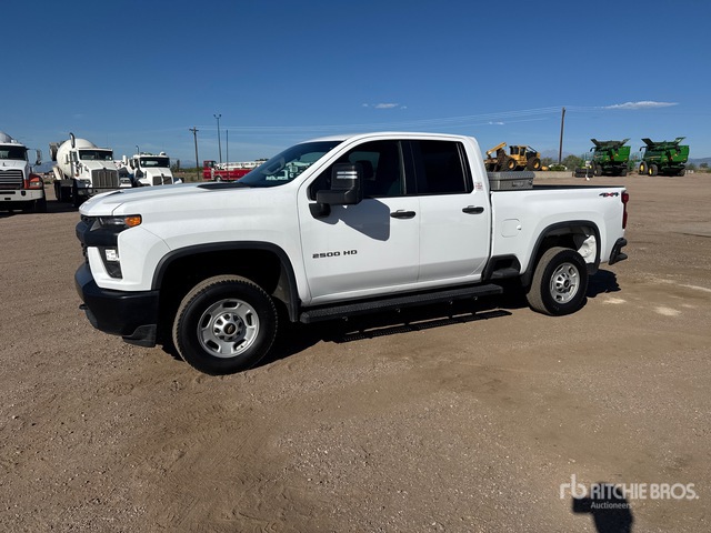2022 Chevrolet Silverado 2500HD 4x4 Crew Cab Pickup