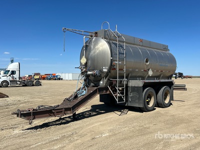 1997 Advance TDM 15709 L Pup Water Tank Trailer