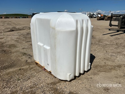 72 in x 40 in x 58 in Poly Water Tank
