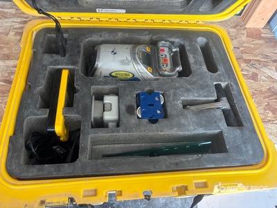 Spectra Precision DG813 Pipe Laser