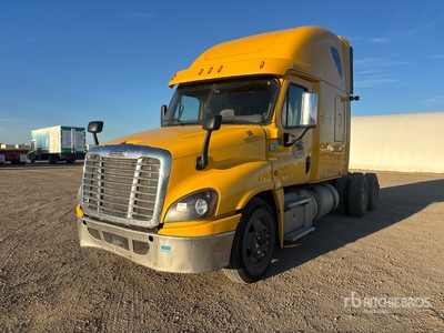 2015 Freightliner Cascadia 125 6x4 T/A Sleeper Truck Tractor
