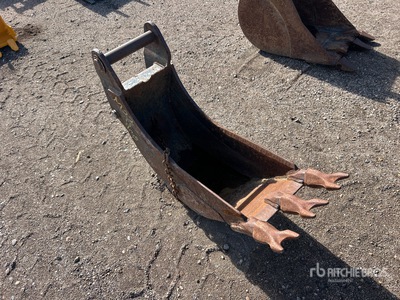 12 in Excavator Bucket
