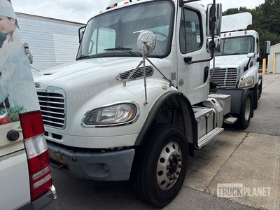 2016 Freightliner M2 4x2 S/A Day Cab Truck Tractor