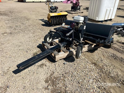 Berco 700516-3 Tow Behind Accesorio de barrido