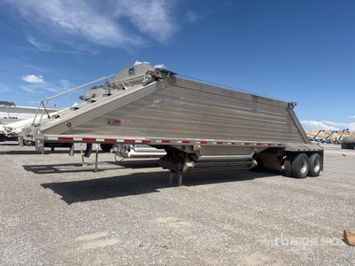 2015 Travis 39 ft T/A Aluminum Remorque à benne centrale