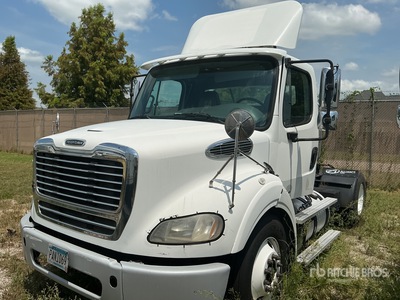 2014 Freightliner M2 112 4x2 S/A Day Cab Truck Tractor
