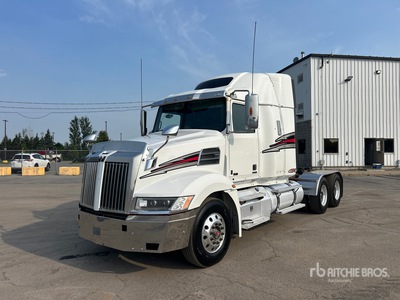 2018 Western Star 5700 6x4 T/A Sleeper Truck Tractor
